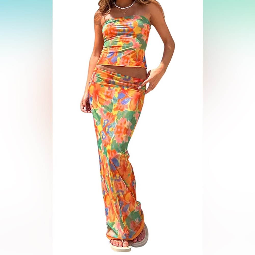2 PIECE BODYCON SET. STRAPLESS CROP TOP WITH LONG MAXI SKIRT